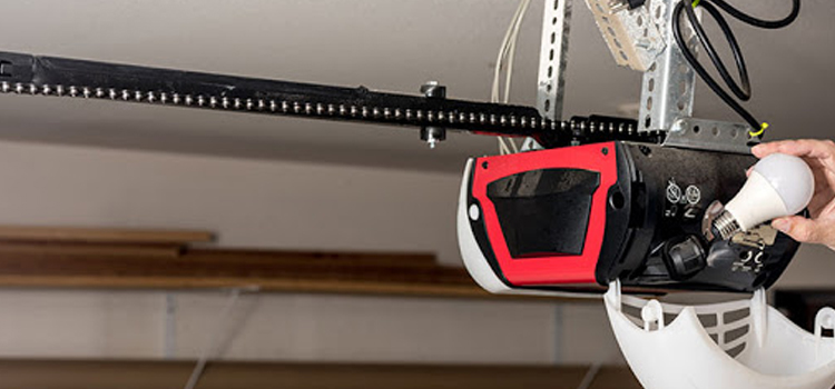 automatic garage door opener repair in Jasmine Estates